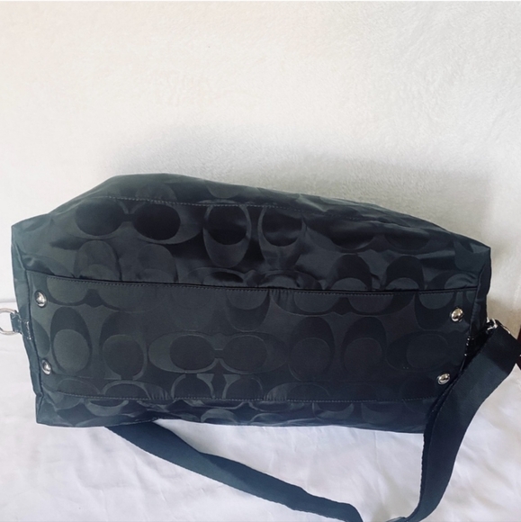 Coach NWOT Black XL Travel Duffel Bag - Picture 4 of 7